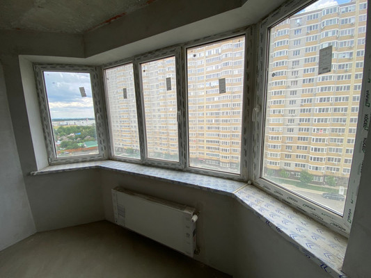 Продам однокомнатную (1-комн.) квартиру, Красных Партизан ул, 1/4к16, Краснодар г