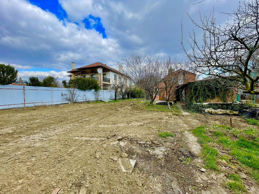 Продам участок 6,5 соток, Фермерское хоз., Привальная (Водхозовец тер. СНТ) ул, 16, Новая Адыгея аул, 0 км от города