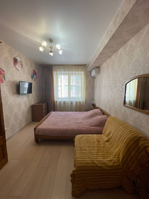 Продам однокомнатную (1-комн.) квартиру, Сахалинская ул, 15к6, Краснодар г