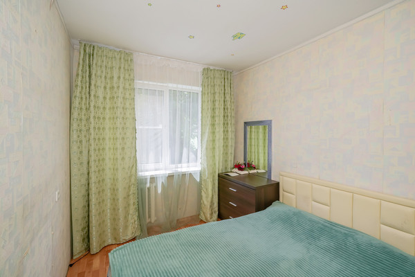 Продам трехкомнатную (3-комн.) квартиру, Совхозная ул, 6, Краснодар г