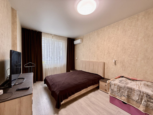 Продам однокомнатную (1-комн.) квартиру, Крымской весны ул, 5к5а, Симферополь г