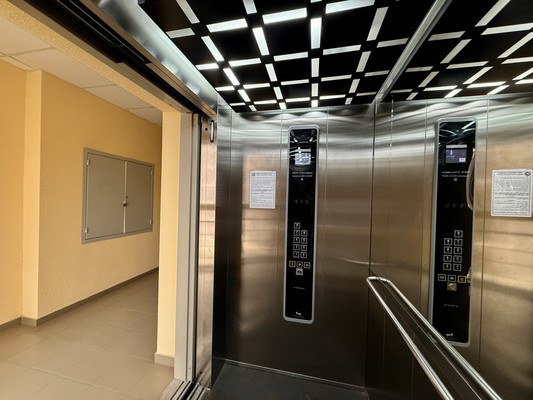 Продам однокомнатную (1-комн.) квартиру, Крымской весны ул, 5к5а, Симферополь г