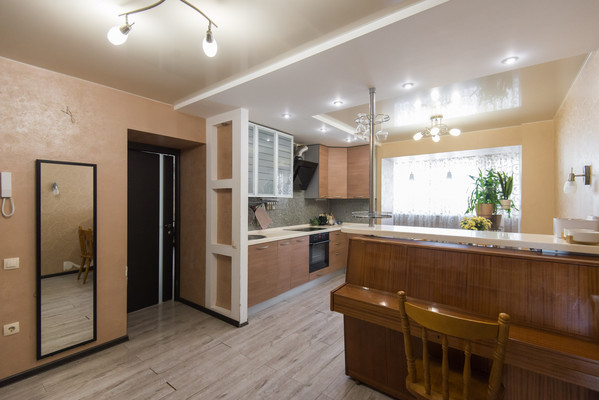 Продам трехкомнатную (3-комн.) квартиру, 339-й Стрелковой Дивизии ул, 19, Ростов-на-Дону г
