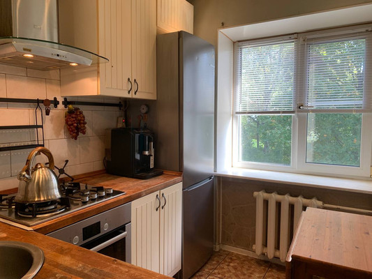 Продам однокомнатную (1-комн.) квартиру, Непокорённых пр-кт, 64, Санкт-Петербург г