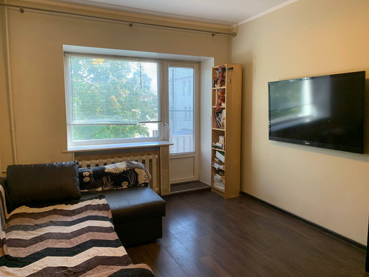 Продам однокомнатную (1-комн.) квартиру, Непокорённых пр-кт, 64, Санкт-Петербург г