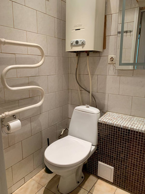 Продам однокомнатную (1-комн.) квартиру, Непокорённых пр-кт, 64, Санкт-Петербург г