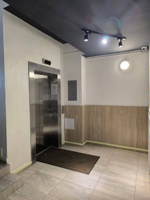 Продам двухкомнатную (2-комн.) квартиру, Революции ул, 52, Пермь г