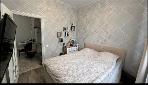 Продам двухкомнатную (2-комн.) квартиру, Александра Невского проезд, 3, Ильинское-Усово п