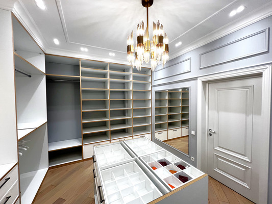 Сдам двухкомнатную (2-комн.) квартиру, Красногвардейский б-р, 15, Москва г