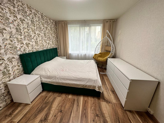 Продам 2-комн. в 3-комн. квартире, Бирюлёвская ул, 5к1, Москва г