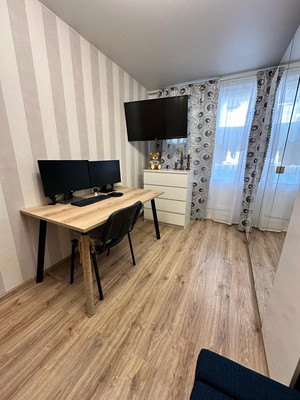 Продам 2-комн. в 3-комн. квартире, Бирюлёвская ул, 5к1, Москва г