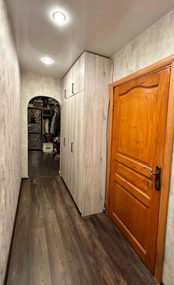 Продам 2-комн. в 3-комн. квартире, Бирюлёвская ул, 5к1, Москва г