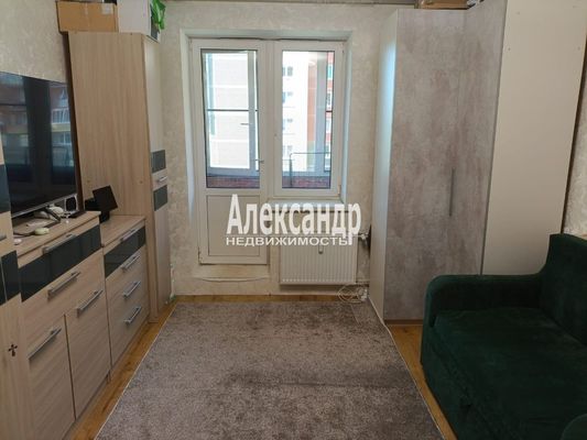 Продам однокомнатную (1-комн.) квартиру, Колпинская ул, 28к2, Колпино г