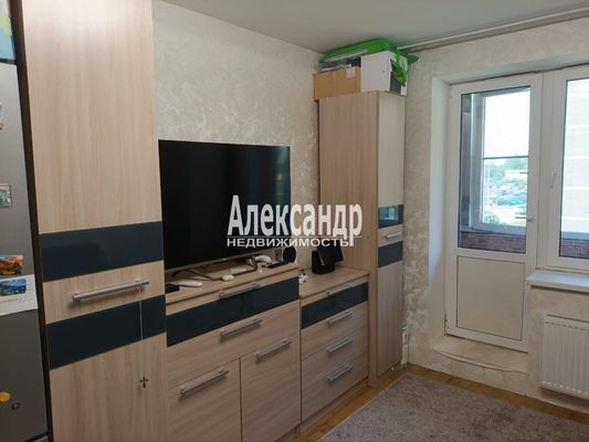 Продам однокомнатную (1-комн.) квартиру, Колпинская ул, 28к2, Колпино г