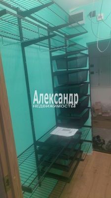 Продам однокомнатную (1-комн.) квартиру, Колпинская ул, 28к2, Колпино г