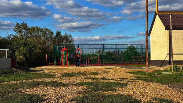 Продам дом, Зеленая ул, 1, Северный п, 0 км от города