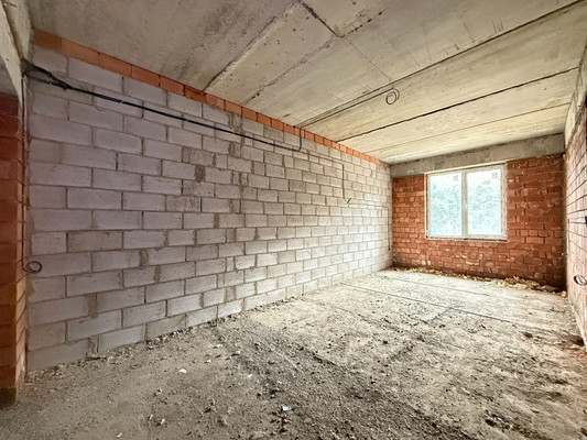 Продам трехкомнатную (3-комн.) квартиру, Кабардинская ул, 195, Нальчик г