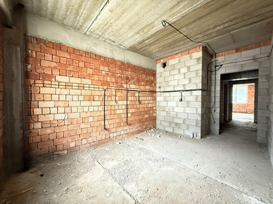 Продам трехкомнатную (3-комн.) квартиру, Кабардинская ул, 195, Нальчик г