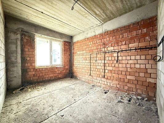 Продам трехкомнатную (3-комн.) квартиру, Кабардинская ул, 195, Нальчик г