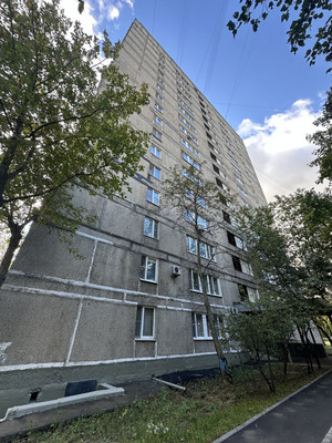 Продам трехкомнатную (3-комн.) квартиру, Озёрная ул, 23к1, Москва г