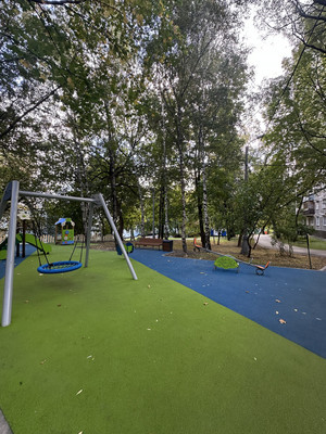 Продам трехкомнатную (3-комн.) квартиру, Озёрная ул, 23к1, Москва г