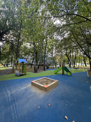 Продам трехкомнатную (3-комн.) квартиру, Озёрная ул, 23к1, Москва г