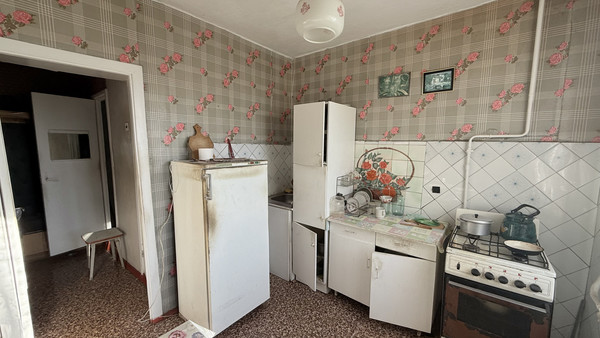 Продам двухкомнатную (2-комн.) квартиру, Весенняя ул, 12, Волгодонск г