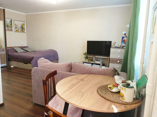 Продам однокомнатную (1-комн.) квартиру, 1 Конной Армии ул, 19, Симферополь г