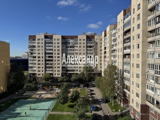 Продам двухкомнатную (2-комн.) квартиру, Шлиссельбургский пр-кт, 1, Санкт-Петербург г