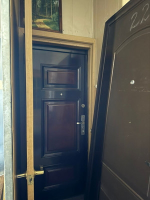 Продам однокомнатную (1-комн.) квартиру, Варшавская ул, 3а, Гатчина г