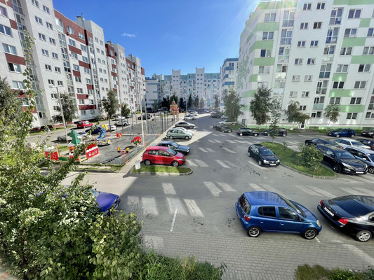 Продам однокомнатную (1-комн.) квартиру, Маршала Новикова ул, 11, Калининград г