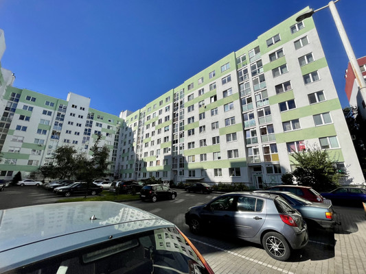 Продам однокомнатную (1-комн.) квартиру, Маршала Новикова ул, 11, Калининград г