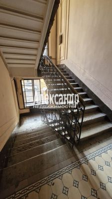 Продам многокомнатную квартиру, Херсонская ул, 3, Санкт-Петербург г