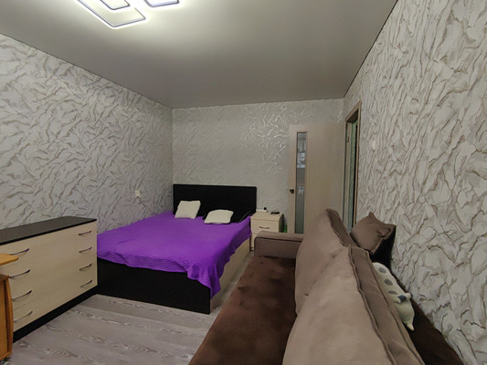 Продам однокомнатную (1-комн.) квартиру, Интернациональная ул, 24, Белореченск г