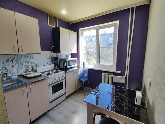 Продам однокомнатную (1-комн.) квартиру, Интернациональная ул, 24, Белореченск г