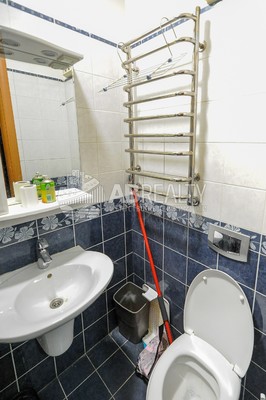 Продам многокомнатную квартиру, Островитянова ул, 6, Москва г
