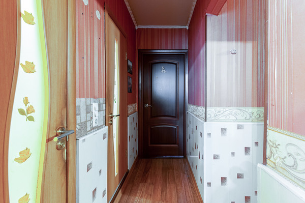 Продам трехкомнатную (3-комн.) квартиру, Марьинский Парк ул, 17к1, Москва г