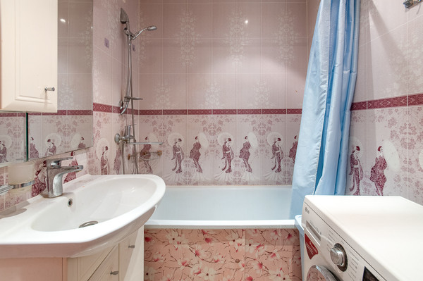 Продам трехкомнатную (3-комн.) квартиру, Марьинский Парк ул, 17к1, Москва г
