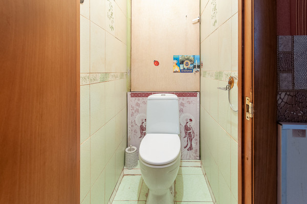 Продам трехкомнатную (3-комн.) квартиру, Марьинский Парк ул, 17к1, Москва г