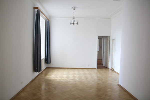 Сдам многокомнатную квартиру, Калашный пер, 4/1, Москва г