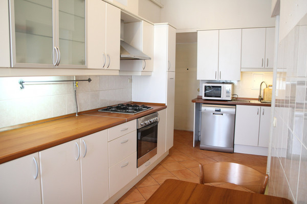 Сдам многокомнатную квартиру, Калашный пер, 4/1, Москва г