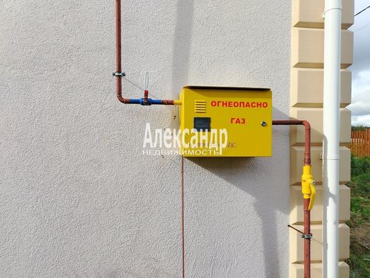 Продам коттедж, Петергофская ул, 71, Низино д, 80 км от города