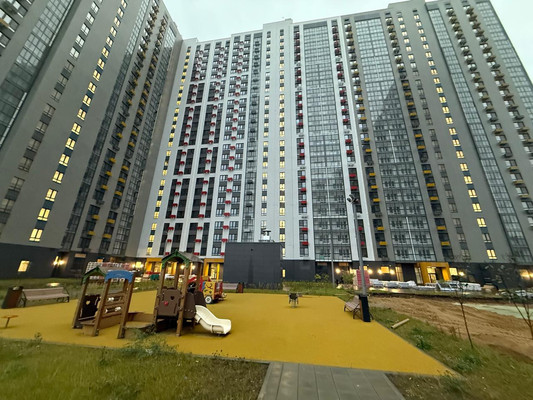 Продам однокомнатную (1-комн.) квартиру, Николая Старостина ул, 10к1, Москва г