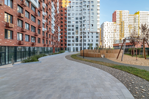 Продам трехкомнатную (3-комн.) квартиру, Родниковая ул, 30к2, Мешково д