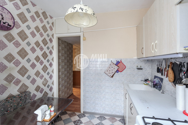 Продам многокомнатную квартиру, Шоссейная ул, 2к2, Москва г