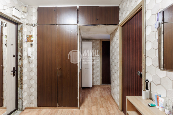 Продам многокомнатную квартиру, Шоссейная ул, 2к2, Москва г