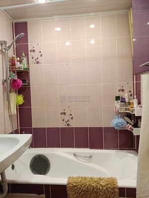 Продам многокомнатную квартиру, Рождественская ул, 16, Москва г