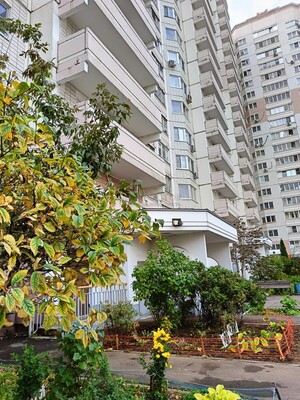 Продам многокомнатную квартиру, Рождественская ул, 16, Москва г
