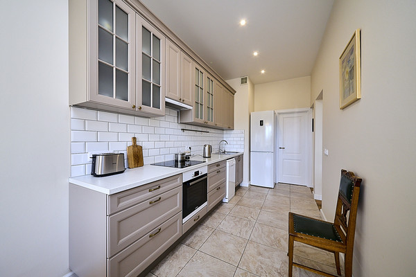 Продам двухкомнатную (2-комн.) квартиру, Малый В.О. пр-кт, 52, Санкт-Петербург г