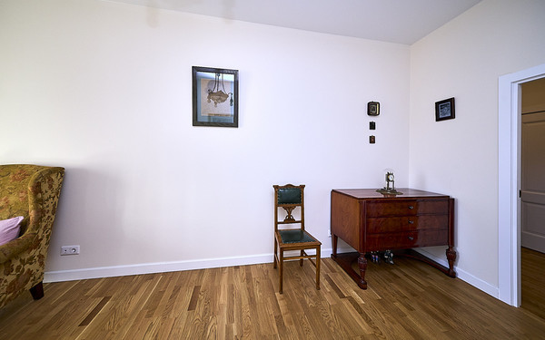 Продам двухкомнатную (2-комн.) квартиру, Малый В.О. пр-кт, 52, Санкт-Петербург г